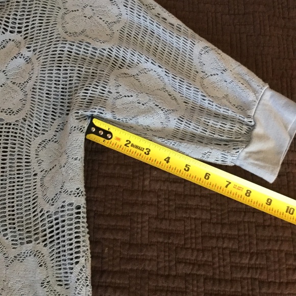 Forever 21 Lace Crochet Shirt Blue Cardigan Short - Picture 5 of 7